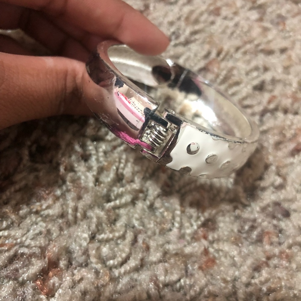 Bangle - Picture 2 of 5